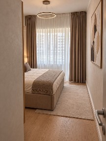 Inchiriez apartament cu 2 camere decomandat Royal Town