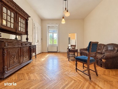 Apartament 2 camere | Renovat | Vedere Bega | Cladire istorica