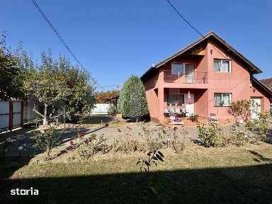Casa de vanzare, 120 mp, 600 mp teren, zona Corunca
