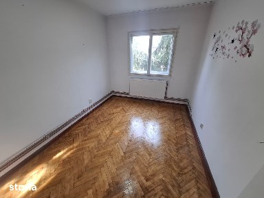 Inchiriez apart 4 camere Vlaicu str. Poetului ID: 45799