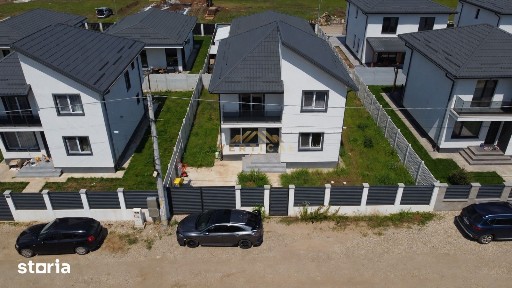 Casă P+1 în Berceni | 4 camere, 2 băi | Bucătărie utilată | Teren 293