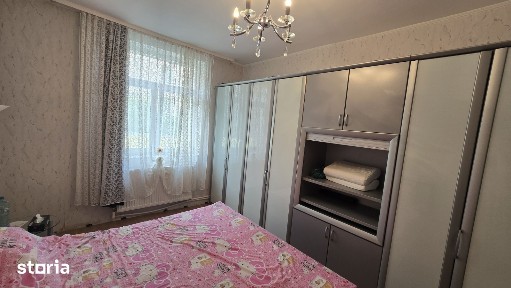 Vand 2 camere decomandate et 1
