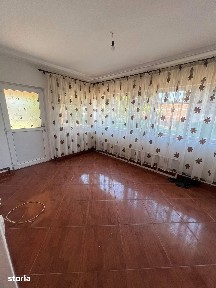Casă Simnicul de Sus-Albesti 3 camere teren 357mp