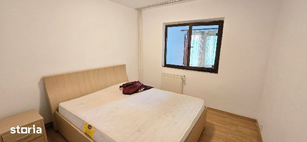 Se inchiriaza Apartament 3 camere decomandat, balcon, centrala, Galata
