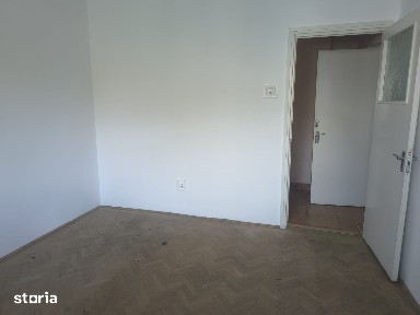 OFERTA TOMIS 1 3 CAMERE SEMI,78 MP PRET 149000 EURO