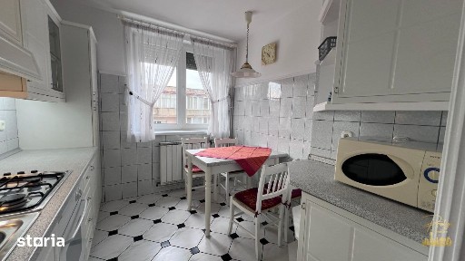 Apartament cu 3 camere de inchiriat pe Magheru, zona centrala - Oradea
