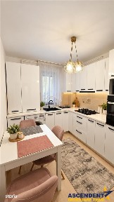 Apartament 2 camere decomandat, renovat, balcon, parcare, boxa,Tractor