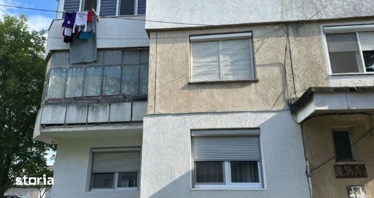 Vand apartament in Cart Armatei
