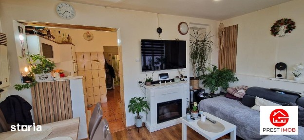 De vanzare apartament, semicentral, langa Liceul Unirea