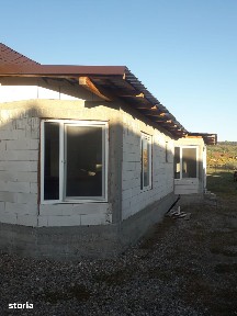 CASĂ DE VÂNZARE ÎN GROȘI, JUDEȚUL BIHOR