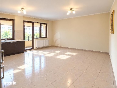 Apartament 3 camere în zona STRAZII MALINULUI