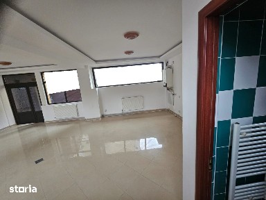 Spatiu comercial, intrare cartier Obcini