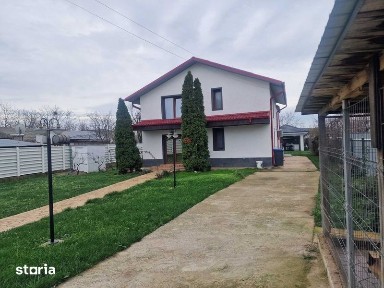 Casa de vanzare Cazasu
