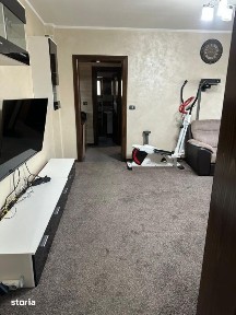 Apartament 3 camere, etaj intermediar, Radauti