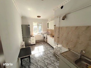 Apartament cu 3 camere, complet decomandat - Tecuci