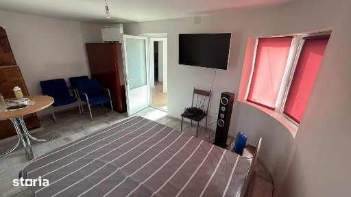 Casa de vanzare, 109 mp, zona Est