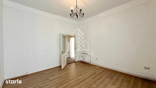 Apartament 2 camere si boxa de 15mp de vanzare, zona Elisabetin