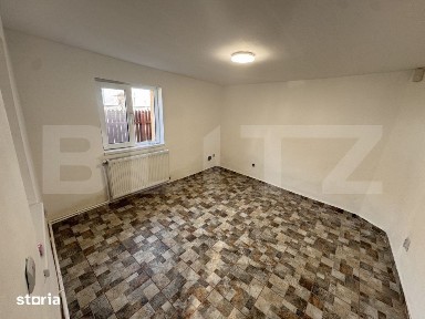 Casa de locuit sau spatiu birouri+curte, zona Rovine