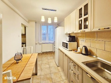 Apartament 3 camere de inchiriat