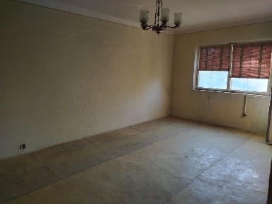 Apartament decomandat cu 2 camere și balcon, etajul 1