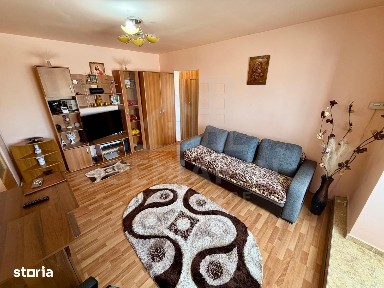 Apartament doua camere - centrala termica - Kaufland Craiovita etaj 3