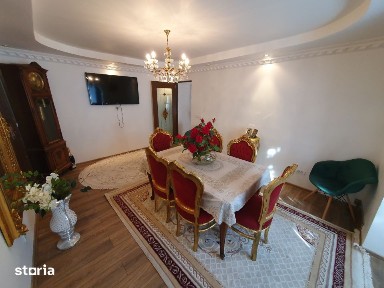 Apartament 3 camere, etaj 2, bloc izolat, - Zona Girocului