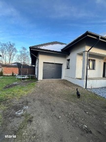 OportunitateII Casa individuala 298 mp utili, 665 mp teren, Radauti