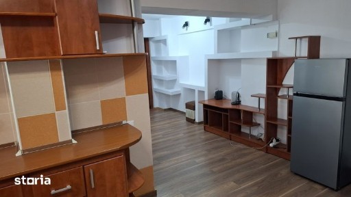 Apartament zona Metro