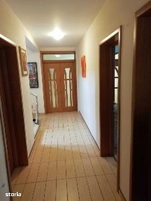 Vila | Voluntari | Loc De Parcare