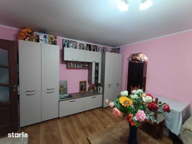 Vand apartament 3 camere zona centrala