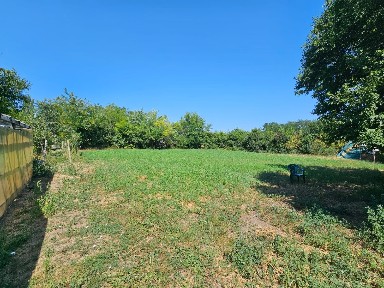 Proprietate la țară - casă bătrânească + teren 2.713 mp Fulga Prahova