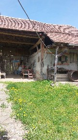casa la tara in localitate la 30 kilometri de oras