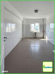 Apartament cu 4 camere de vânzare, Ploiești, Malu Roșu, ECX07351