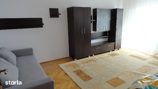 Apartament cu 2 camere decomandate strada Muncitorilor