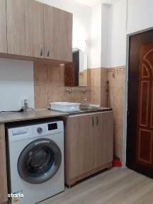 Ofer spre vinzare camera camin in astra de 11