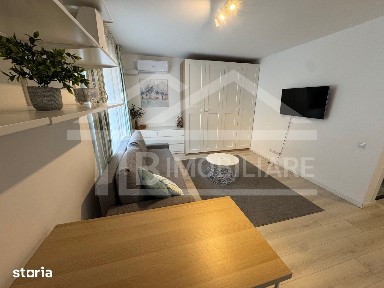 Apartament cu o camerea, 37mp, garaj, Zona Crinului Residence