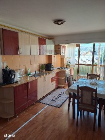 Apartament cu 2 camere, 53 mp., zona Cetate-Mercur, mobilat, utilat.