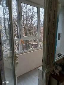 Apartament 4 camere zona Tatarasi (sau schimb cu 2 apart.cu o camera)