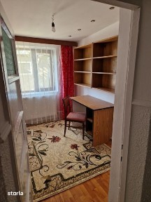Chirie casa Bucium