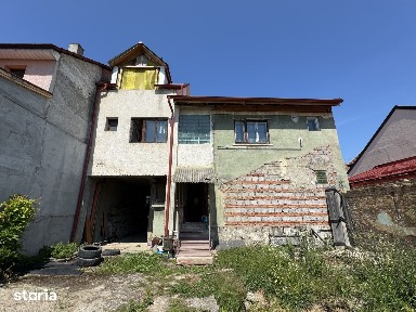 Casa P+1, 5 camere, 8 ari teren, zona Drumul Botizului