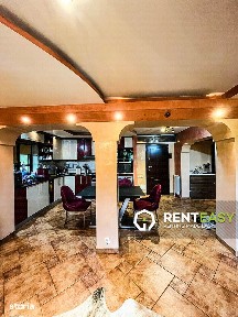 Apartament cu 3 camere Tg. Cucu - bloc de tip vila
