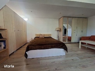 Proprietate cu 3 camere in centrul orasului pentru birouri sau locuit