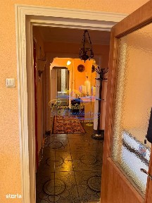 Apartament de vanzare 3 camere cu boxa zona Doraly Mall