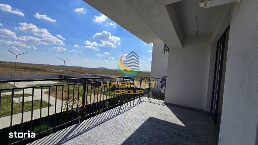 3 camere 102mp Metalurgiei mutare rapida bloc 2025 locuit