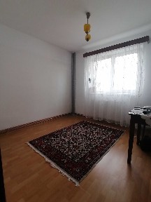 Vand apartament 2 camere