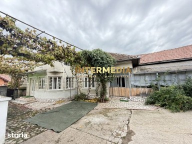 CASĂ DE VANZARE IN ȘARD, COMUNA IGHIU - TEREN 2.709 MP | 2 CASE |