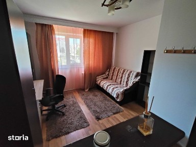 Garsoniera Poitiers,Siraj