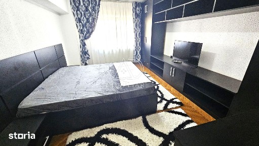 Apartament 3 camere - zona centrală, strada Victoriei, Etaj 2