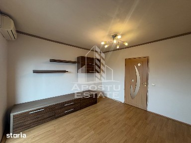 Apartament cu 2 camere de vanzare, Etaj 4/5, Lipovei, Timisoara