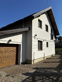 Casa individuala Ipotesti, 5 min centru Suceava, 120 mp, garaj, foisor, livada si loc de terasa